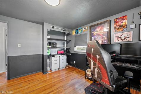 329 Baldwin Drive Berea OH 44017