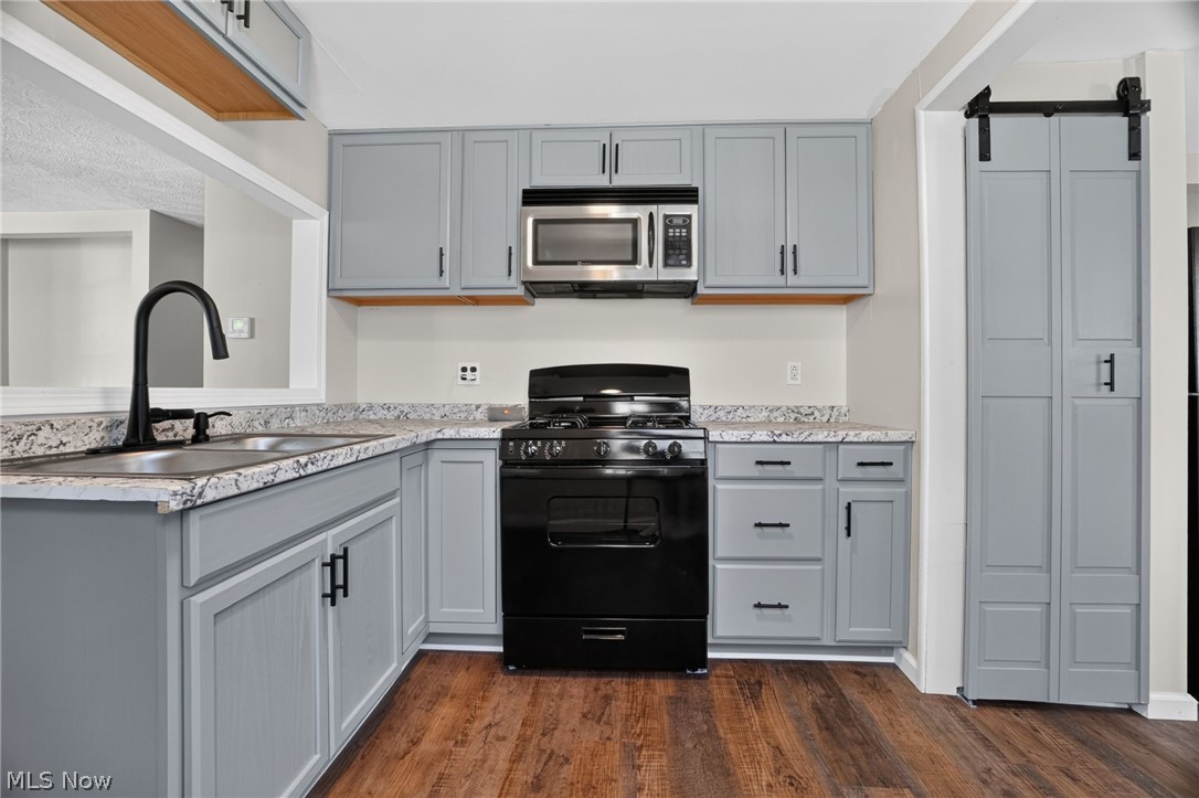 380 Centennial Street Geneva OH 44041