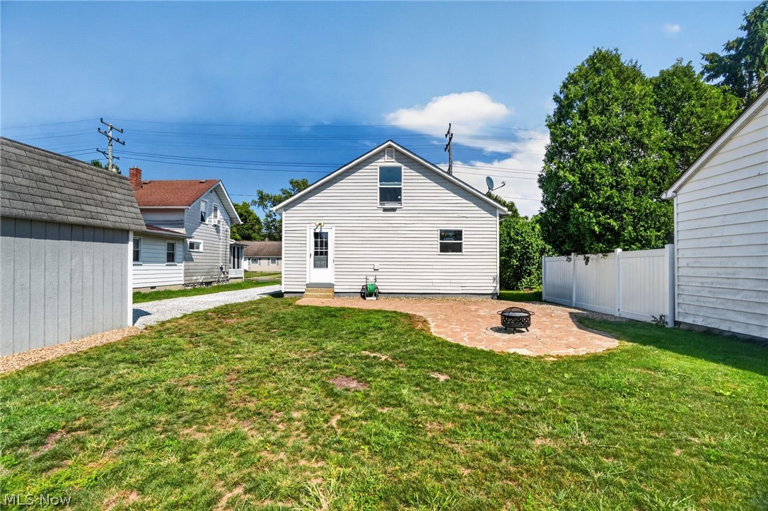 380 Centennial Street Geneva OH 44041
