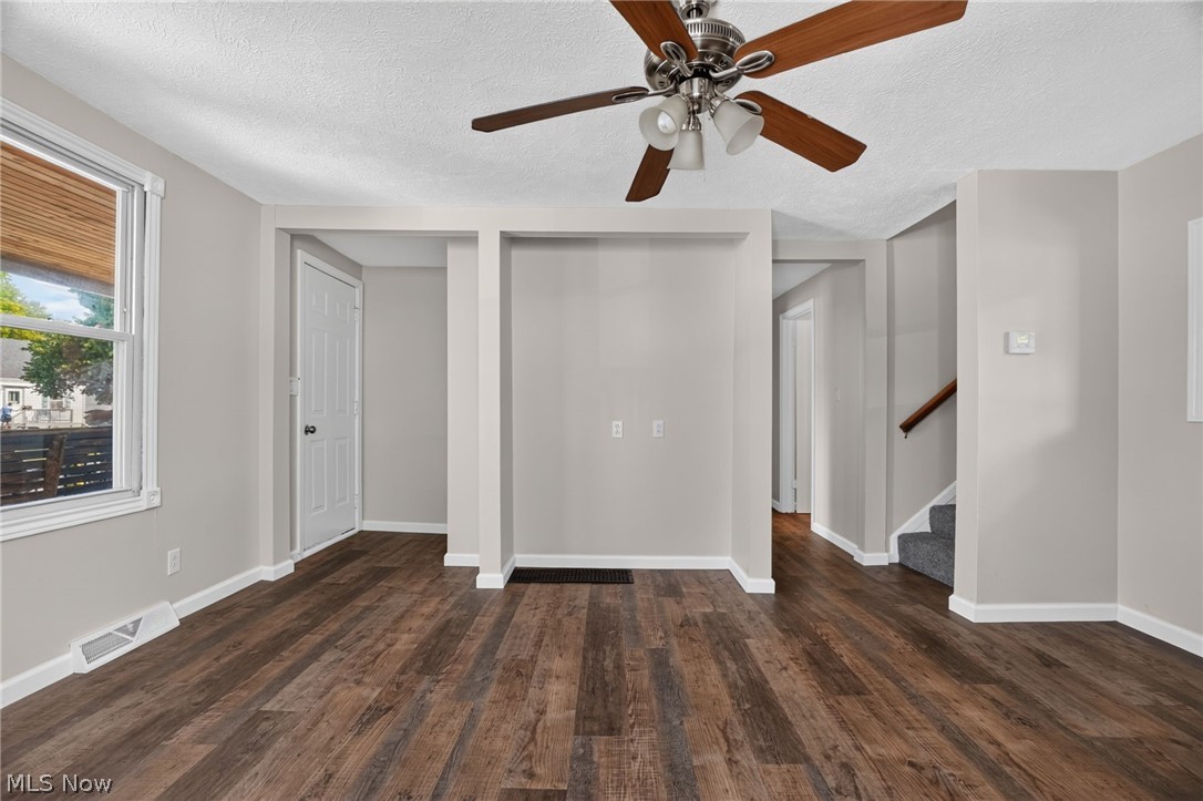 380 Centennial Street Geneva OH 44041