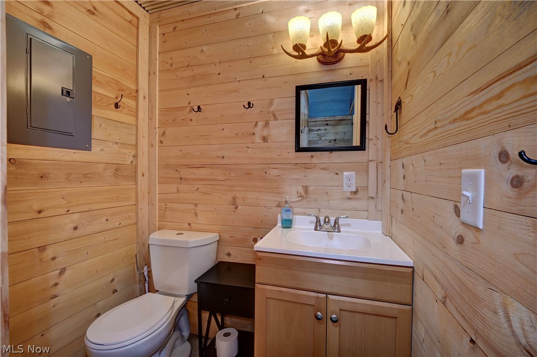 2684 Bern Drive Millersburg OH 44654