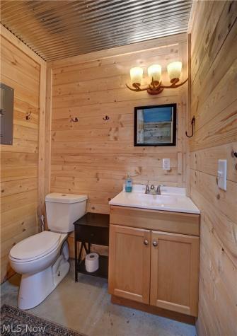 2684 Bern Drive Millersburg OH 44654