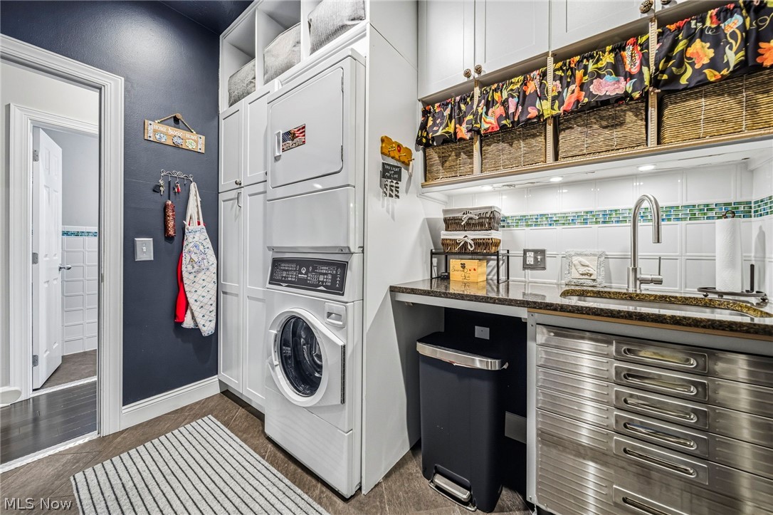 2087 Chimney Ridge Drive Madison OH 44057