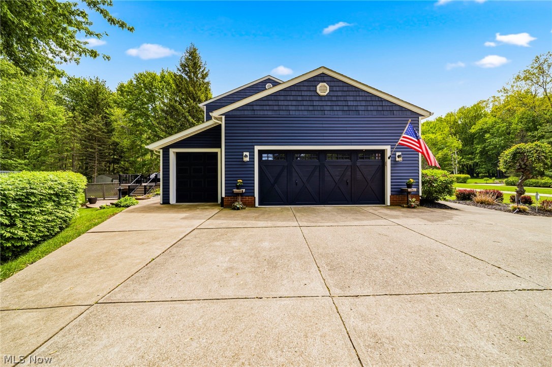 2087 Chimney Ridge Drive Madison OH 44057
