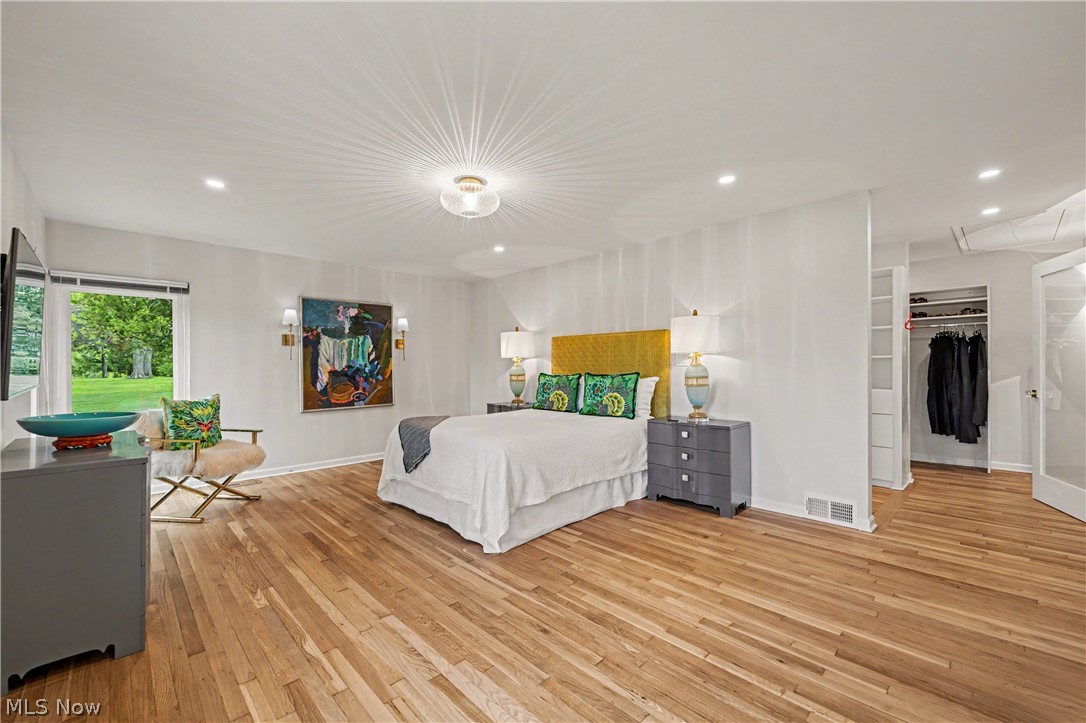 3300 Green Road Beachwood OH 44122