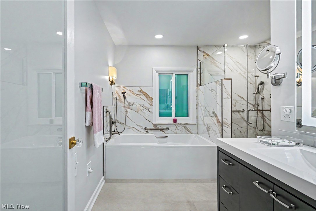 3300 Green Road Beachwood OH 44122