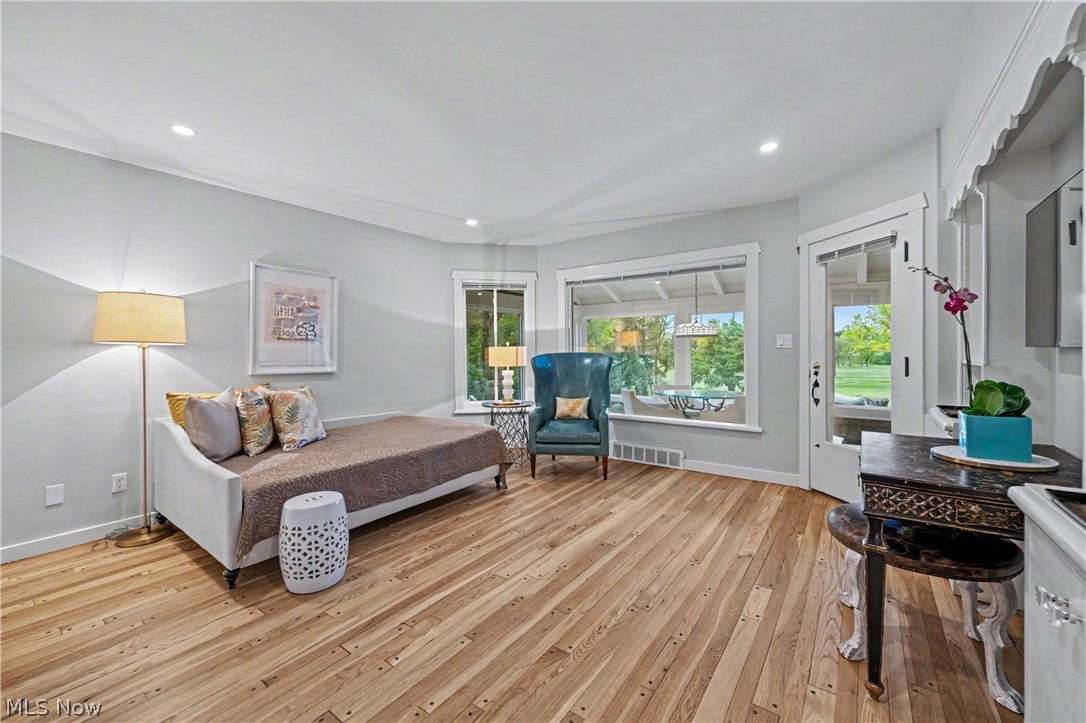 3300 Green Road Beachwood OH 44122