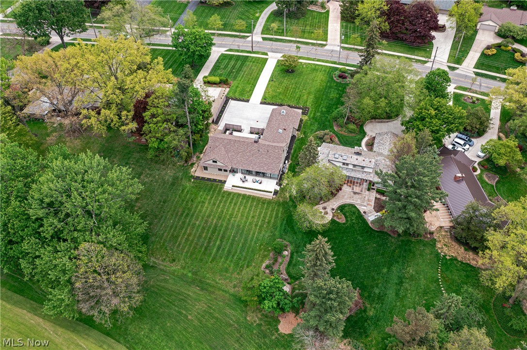 3300 Green Road Beachwood OH 44122