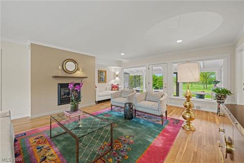 3300 Green Road Beachwood OH 44122