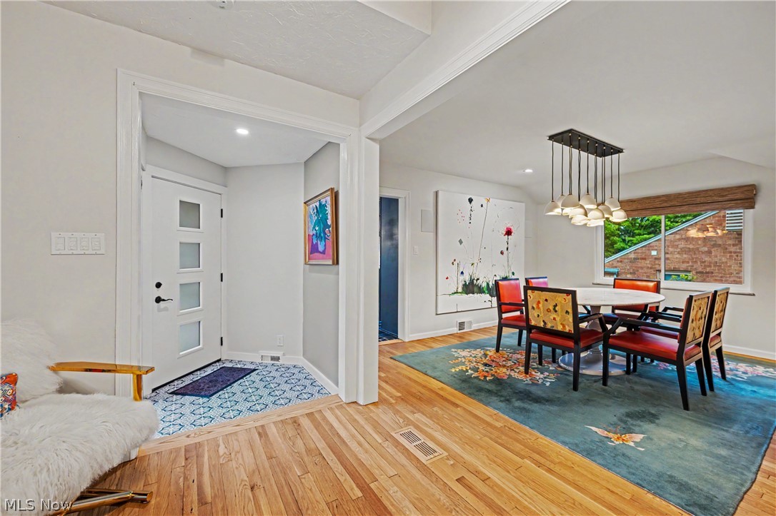 3300 Green Road Beachwood OH 44122