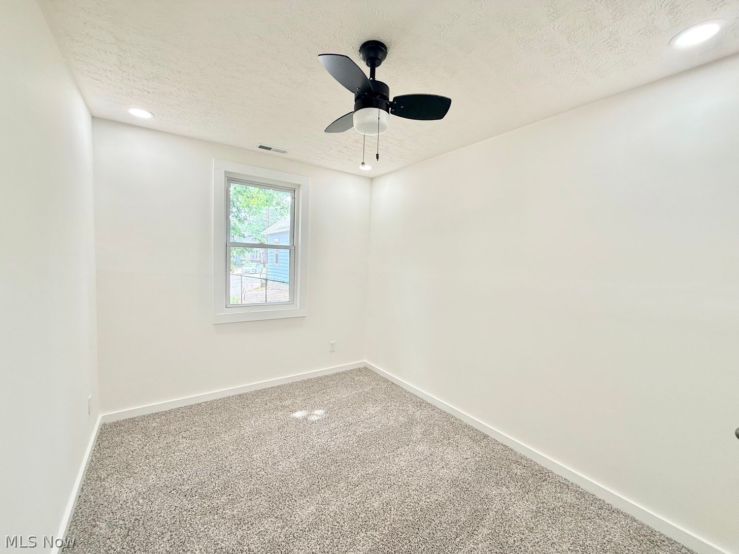 842 Starkweather Avenue Cleveland OH 44113