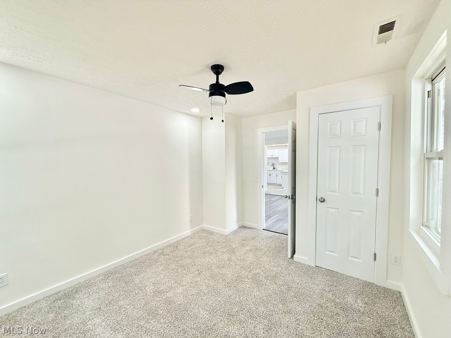 842 Starkweather Avenue Cleveland OH 44113