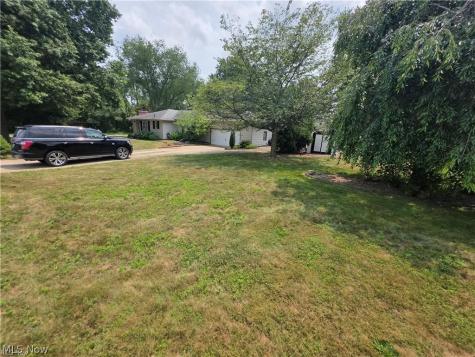 490 Bonshire Road Akron OH 44319
