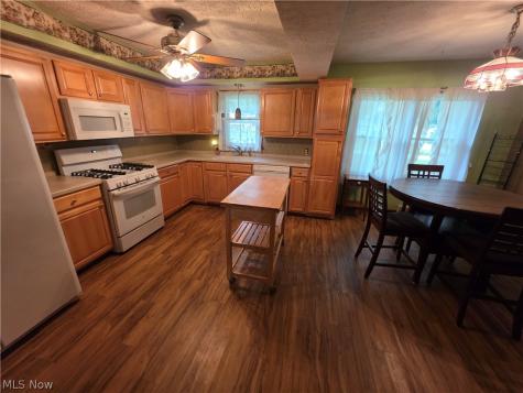 490 Bonshire Road Akron OH 44319