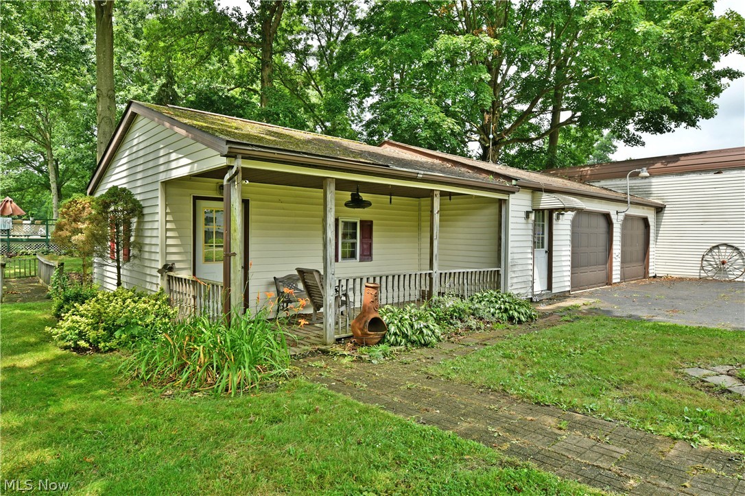 3592 Carson Salt Springs Road Newton Falls OH 44444