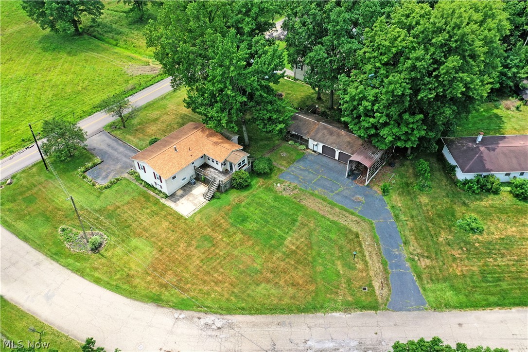 3592 Carson Salt Springs Road Newton Falls OH 44444