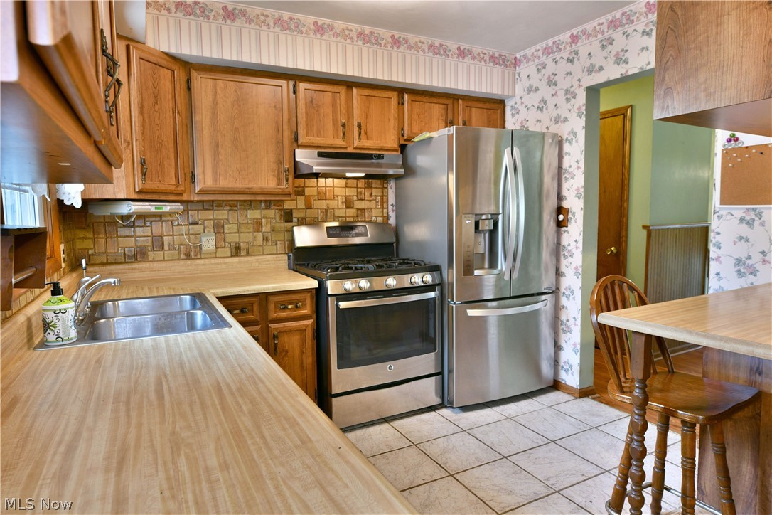 3592 Carson Salt Springs Road Newton Falls OH 44444