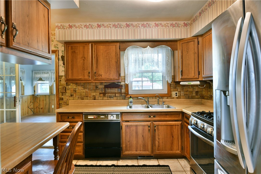 3592 Carson Salt Springs Road Newton Falls OH 44444