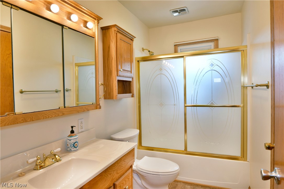 3592 Carson Salt Springs Road Newton Falls OH 44444