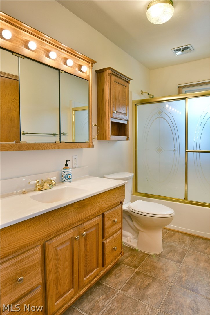 3592 Carson Salt Springs Road Newton Falls OH 44444