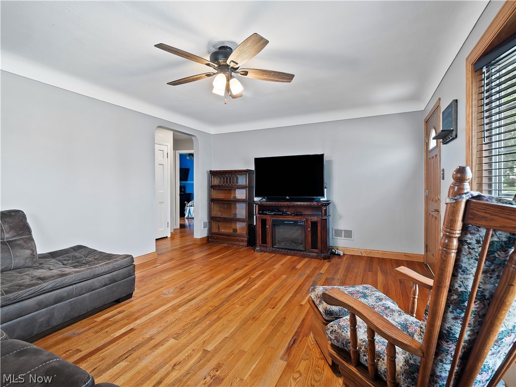 5255 W 46th Street Parma OH 44134