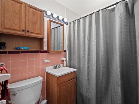 5255 W 46th Street Parma OH 44134