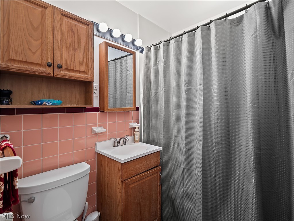 5255 W 46th Street Parma OH 44134