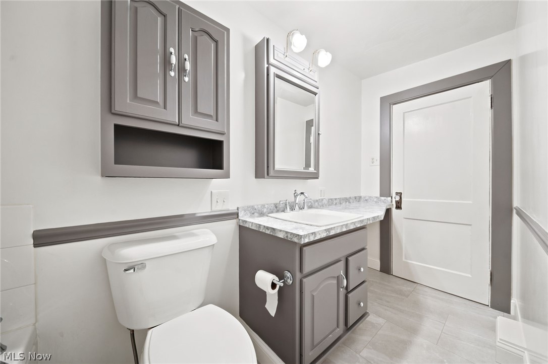 214 Lake Avenue Ashtabula OH 44004