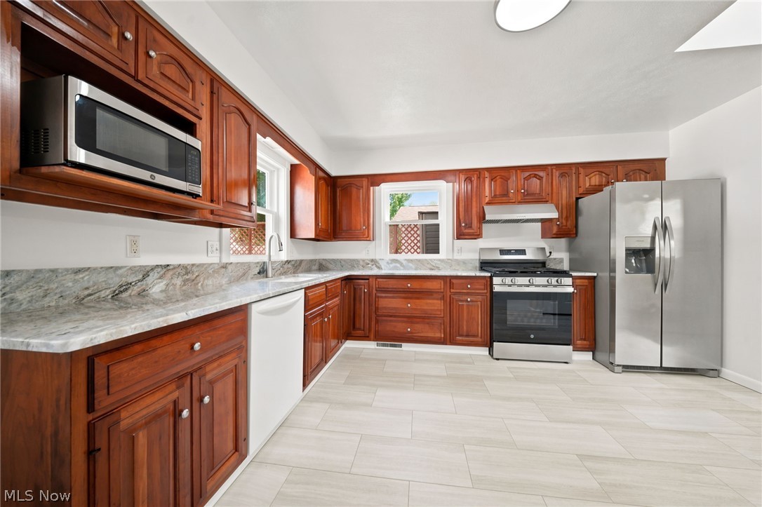 214 Lake Avenue Ashtabula OH 44004