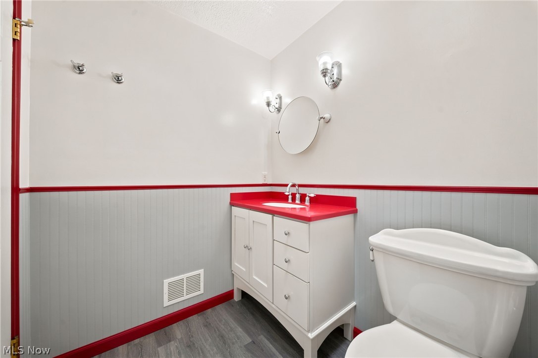 214 Lake Avenue Ashtabula OH 44004