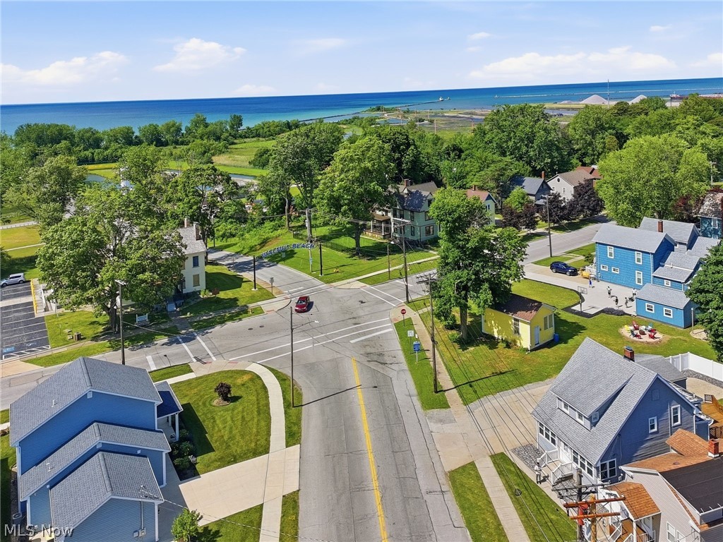 214 Lake Avenue Ashtabula OH 44004