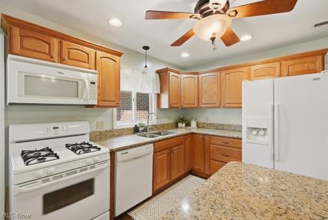 1737 Highbridge Road Cuyahoga Falls OH 44223
