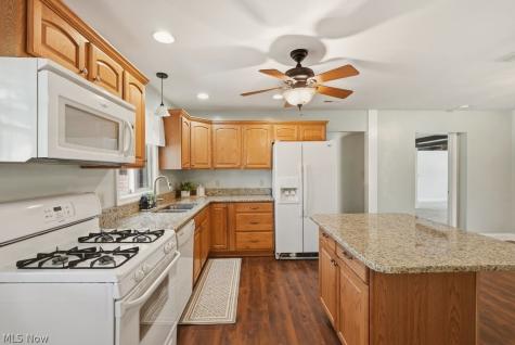1737 Highbridge Road Cuyahoga Falls OH 44223
