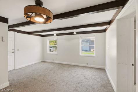 1737 Highbridge Road Cuyahoga Falls OH 44223