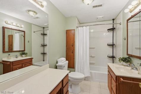 1737 Highbridge Road Cuyahoga Falls OH 44223