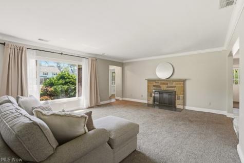 1737 Highbridge Road Cuyahoga Falls OH 44223
