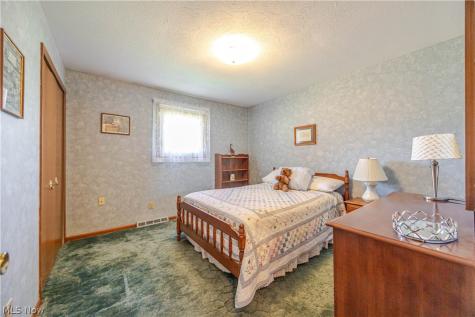 13899 Chippewa Trail Middleburg Heights OH 44130