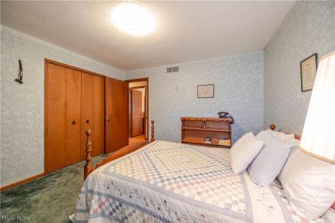 13899 Chippewa Trail Middleburg Heights OH 44130