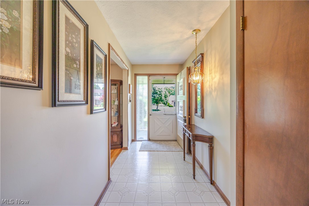 13899 Chippewa Trail Middleburg Heights OH 44130