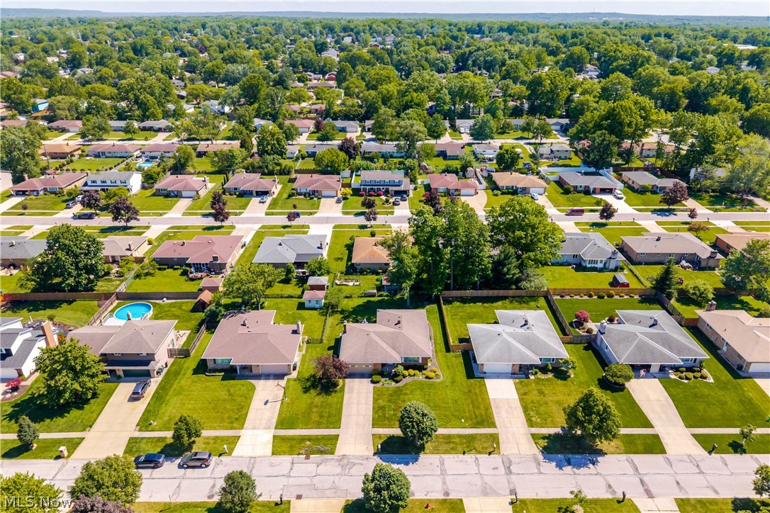 13899 Chippewa Trail Middleburg Heights OH 44130