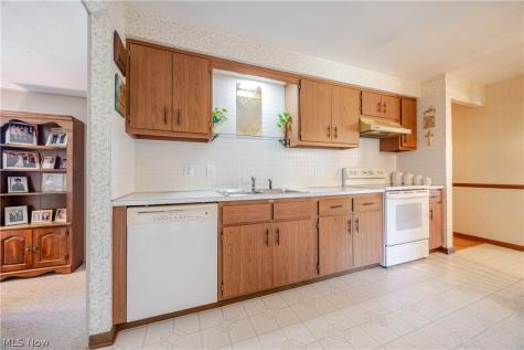 13899 Chippewa Trail Middleburg Heights OH 44130