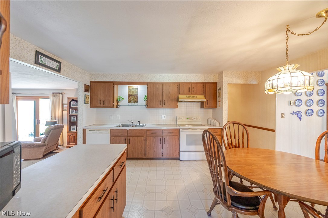 13899 Chippewa Trail Middleburg Heights OH 44130