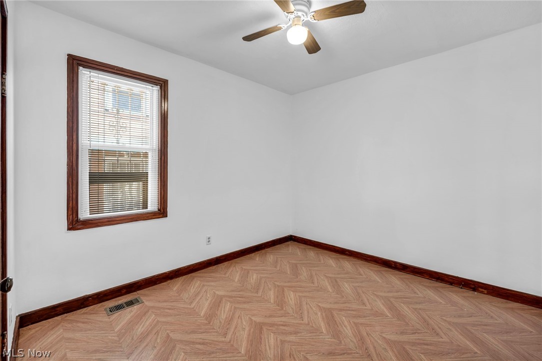 3488 W 52nd Street Cleveland OH 44102