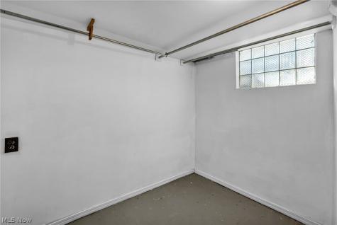 3488 W 52nd Street Cleveland OH 44102
