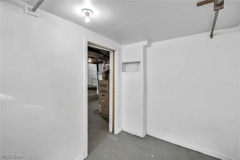 3488 W 52nd Street Cleveland OH 44102