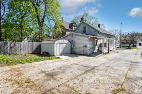 3488 W 52nd Street Cleveland OH 44102