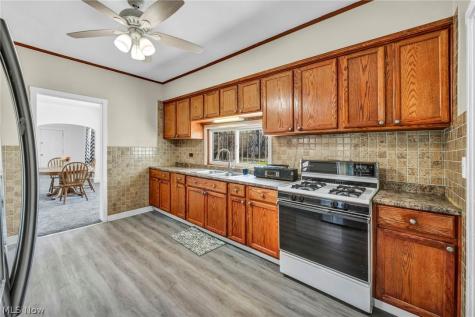 3488 W 52nd Street Cleveland OH 44102