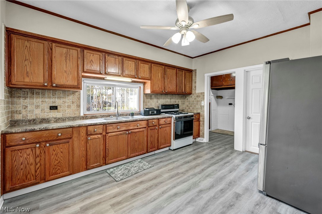 3488 W 52nd Street Cleveland OH 44102