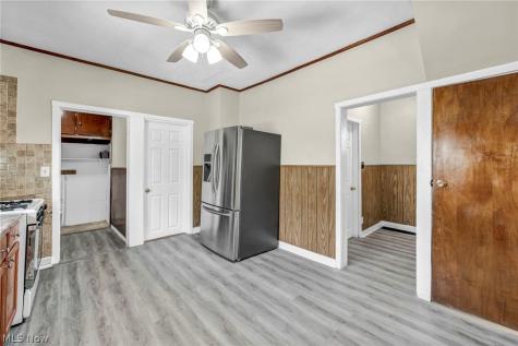 3488 W 52nd Street Cleveland OH 44102