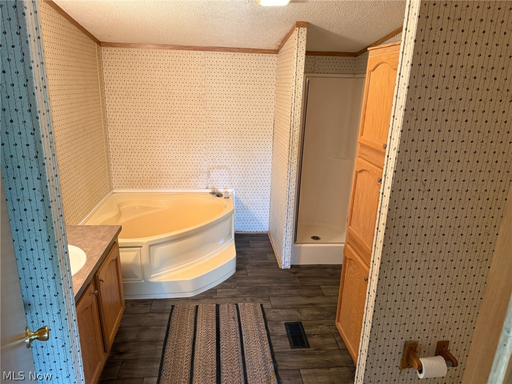 3211 Bay Road SE Carrollton OH 44615